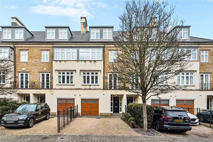 5 Bedroom Terraced House For Sale In Kelsall Mews, Richmond, TW9
