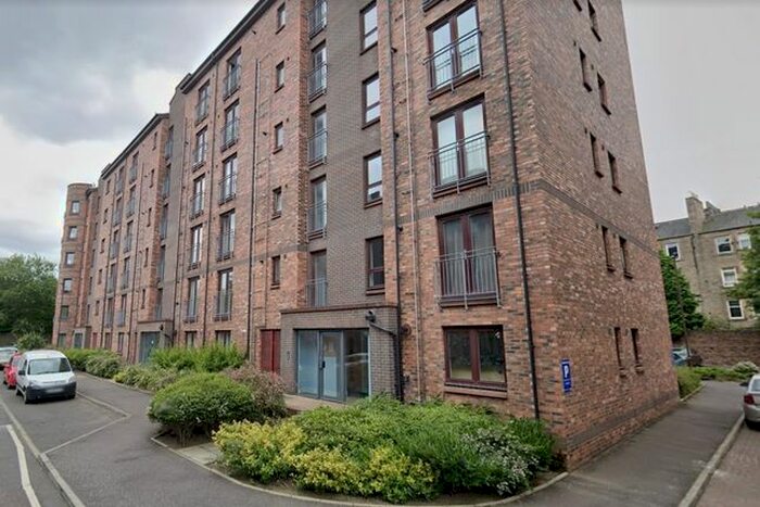 2 Bedroom Flat To Rent In Hermand Street, Slateford, Edinburgh, EH11