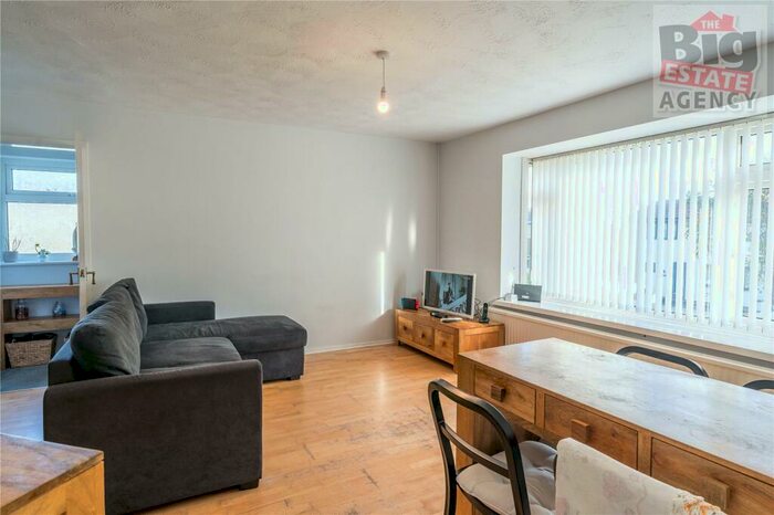 2 Bedroom Apartment To Rent In Bretton Drive, Broughton, CH4