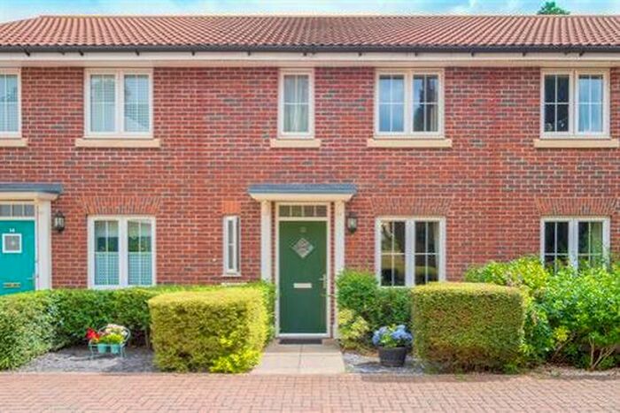 3 Bedroom Terraced House To Rent In Croxley Green, Watford, Hertfordshire, WD3