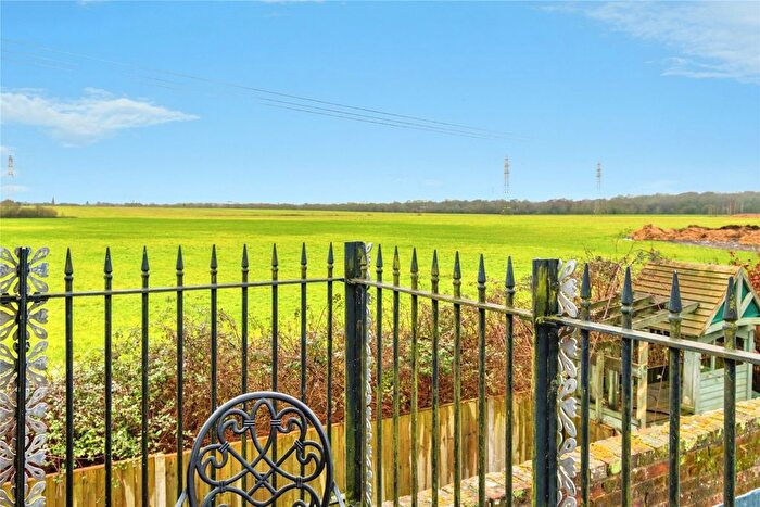 4 Bedroom Cottage For Sale In Bury Road, Marchwood, Southampton, Hampshire, SO40