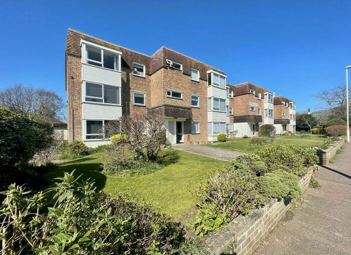 2 Bedroom Flat To Rent In Wallace Avenue, Worthing, BN11