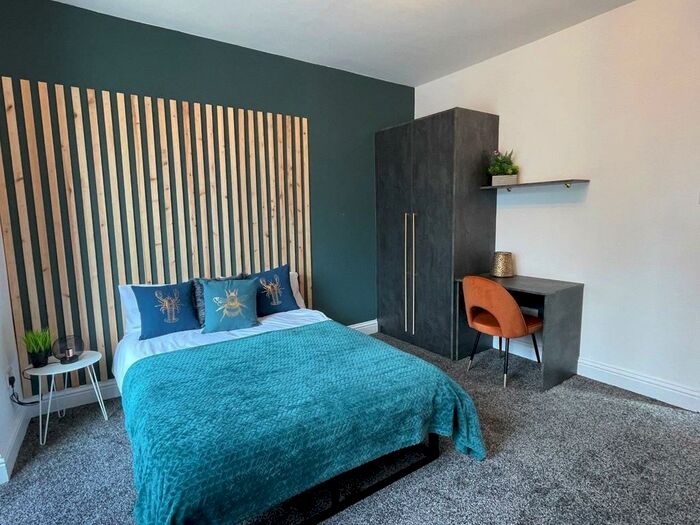 4 Bedroom End Of Terrace House To Rent In Paton Street, West End, Leicester, LE3