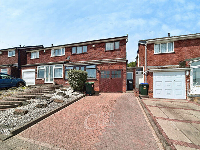 3 Bedroom Semi-Detached House For Sale In Stanton Rd, Great Barr, Birmingham, B43