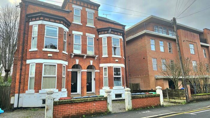 2 Bedroom Apartment To Rent In Central Road, West Didsbury, M20