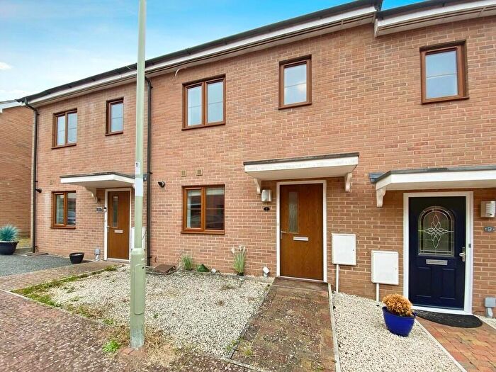 3 Bedroom Terraced House To Rent In Downside Close, Basingstoke, Hampshire, RG24