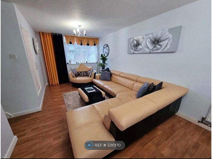 3 Bedroom Terraced House To Rent In Tresillian Road, Coventry, CV7