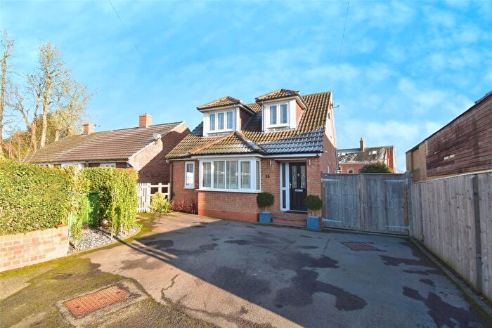 2 Bedroom Detached House For Sale In Prospect Place, Wing, LU7