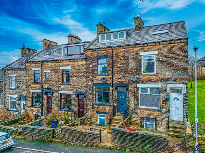 4 Bedroom Terraced House For Sale In Firth Street, Thornton, Bradford, BD13
