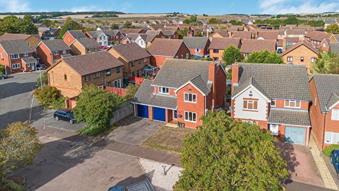 4 Bedroom Detached House For Sale In Lomax Drive, Brampton, Huntingdon., PE28
