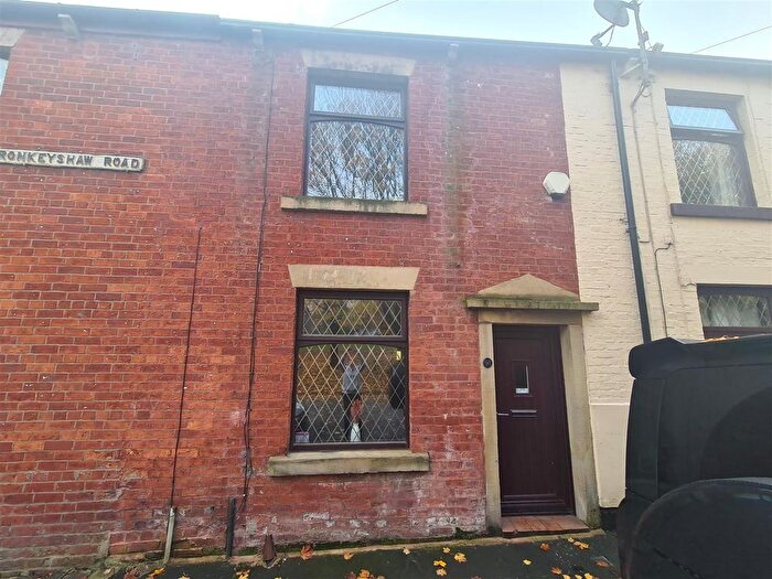 2 Bedroom Terraced House To Rent In Cronkeyshaw Road, Rochdale, OL12