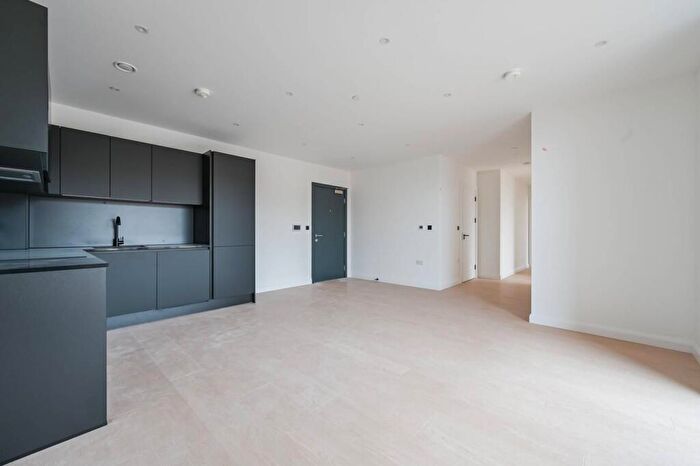 2 Bedroom Flat To Rent In Dod Street, Limehouse, London, E14