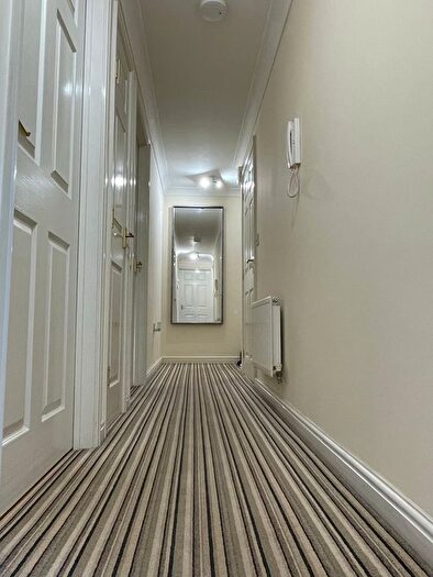 2 Bedroom Flat For Sale In Darran House, Golden Mile View, Newport, NP20