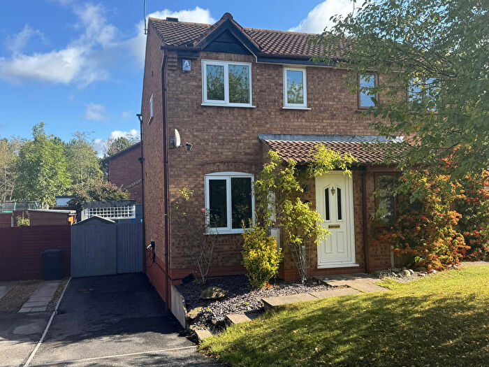 2 Bedroom Semi Detached House For Sale In Perivale Way, Stourbridge, West Midlands, DY8