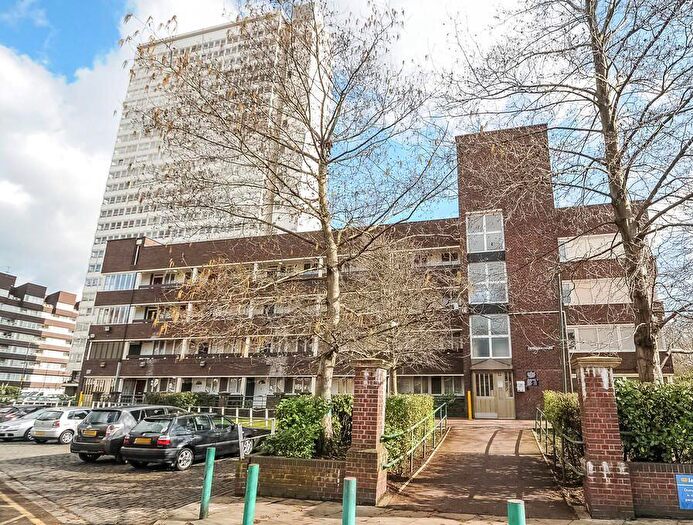 1 Bedroom Flat For Sale In Flat Gransden House, London, SE8