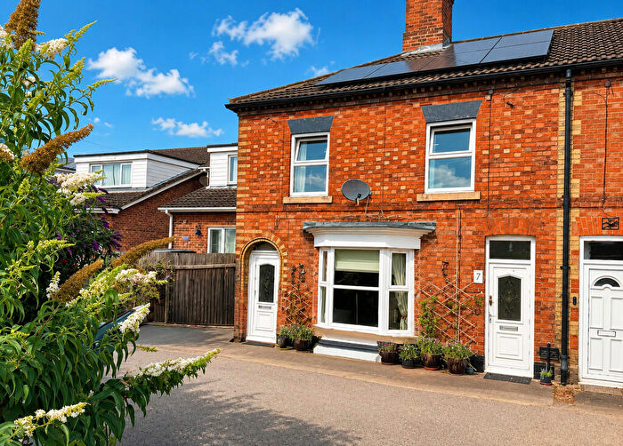 3 Bedroom End Of Terrace House For Sale In Elm Terrace, Bourne, PE10