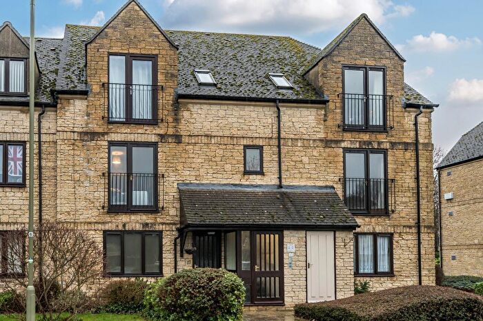 1 Bedroom Apartment To Rent In Beechgate, Witney, OX28