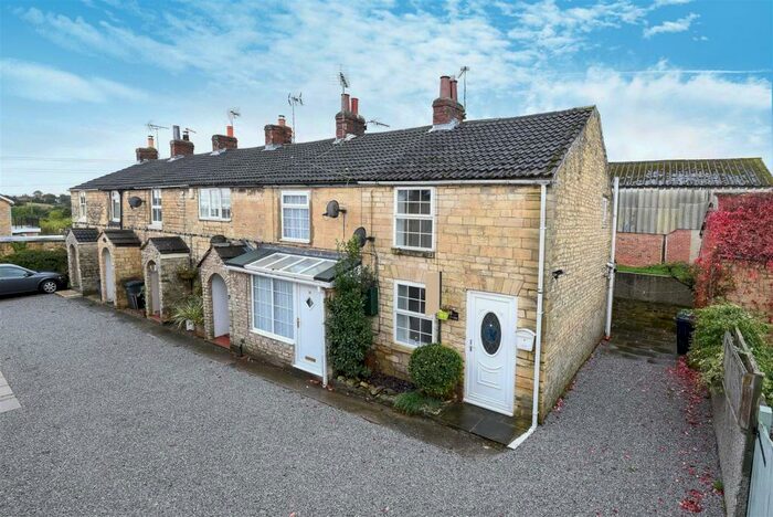 2 Bedroom Cottage To Rent In Victoria Place, Clifford, Wetherby, LS23
