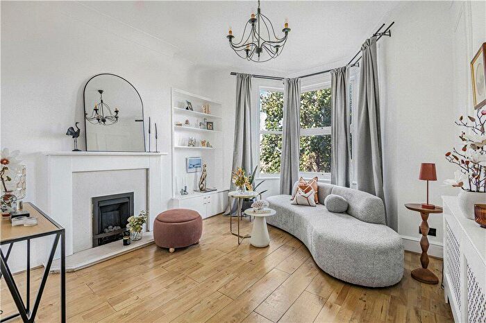 2 Bedroom Apartment To Rent In Whipps Cross Road, Waltham Forest, London, E11