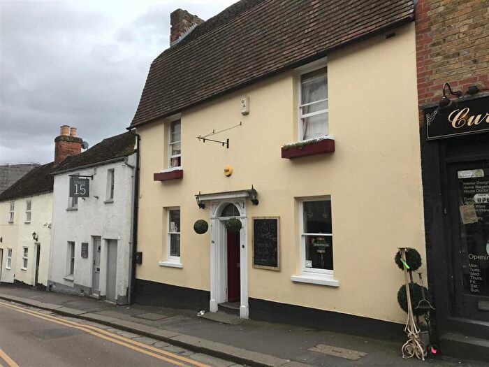2 Bedroom Apartment To Rent In Church Street, Bishop's Stortford, CM23
