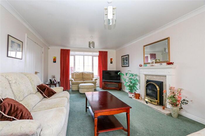 4 Bedroom Detached House For Sale In Meadow Way, Bradley Stoke, Bristol, BS32