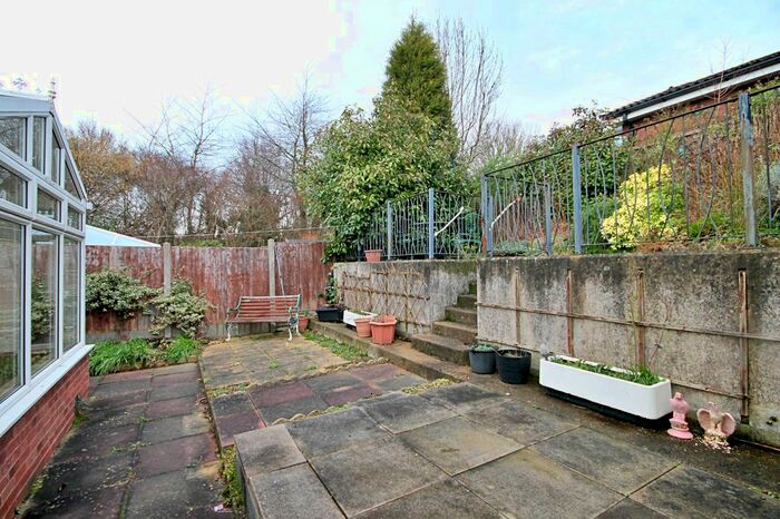 2 Bedroom Bungalow For Sale In Abberley, Wilnecote, Tamworth, Staffordshire B77