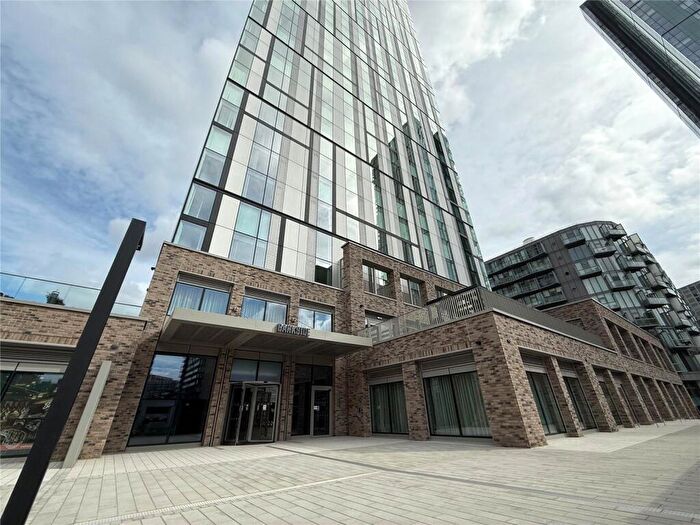 3 Bedroom Flat To Rent In Colliers Yard, Bankside Boulevard, Salford, Greater Manchester, M3