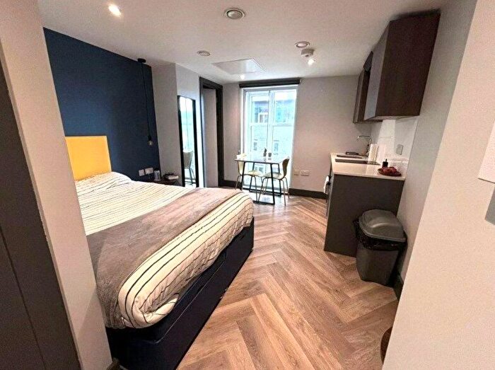 Property To Rent In Fishers Lane, Chiswick, London, W4