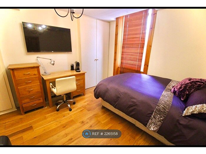 8 Bedroom Terraced House To Rent In Osborne Avenue, Newcastle Upon Tyne, NE2