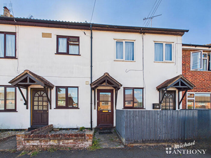 2 Bedroom Flat For Sale In Victoria Street, Aylesbury, Buckinghamshire, HP20