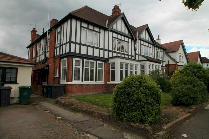 1 Bedroom Ground Flat To Rent In Arden Road, London, N3