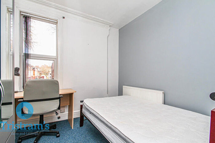5 Bedroom Terraced House To Rent In Lenton Boulevard, Lenton, NG7