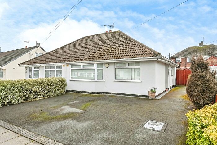 2 Bedroom Bungalow For Sale In Roedean Close, Maghull, Liverpool, Merseyside, L31