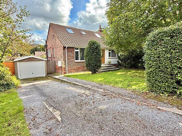 3 Bedroom Semi-Detached House For Sale In Farlington Avenue, Haywards Heath, RH16