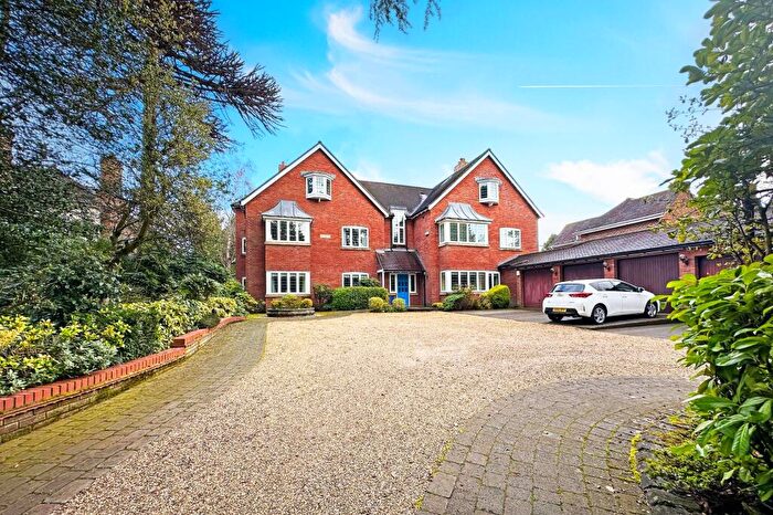 2 Bedroom Apartment For Sale In Warwick Road, Solihull, B91