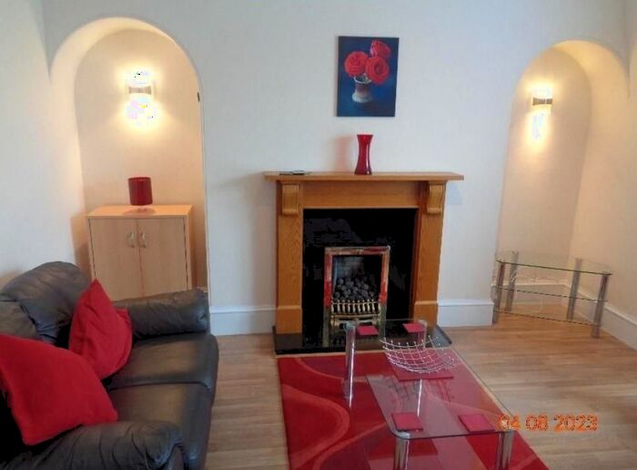 1 Bedroom Flat To Rent In Balmoral Place, Aberdeen, AB10
