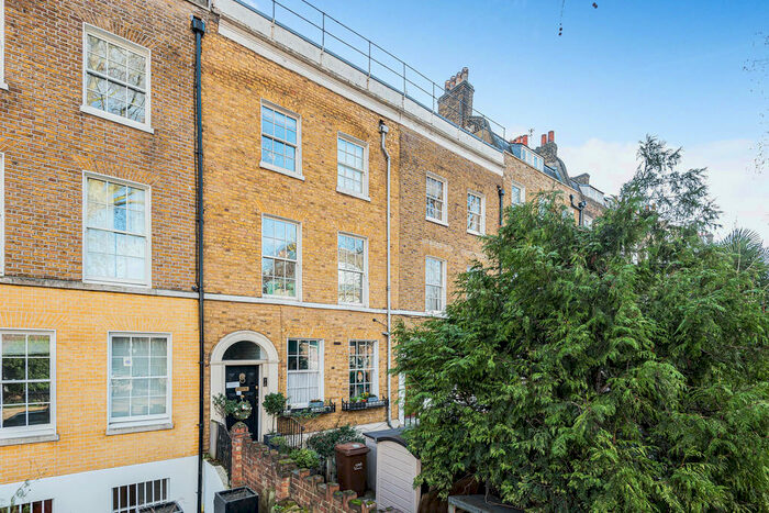 1 Bedroom Apartment To Rent In Kennington Park Road, SE11