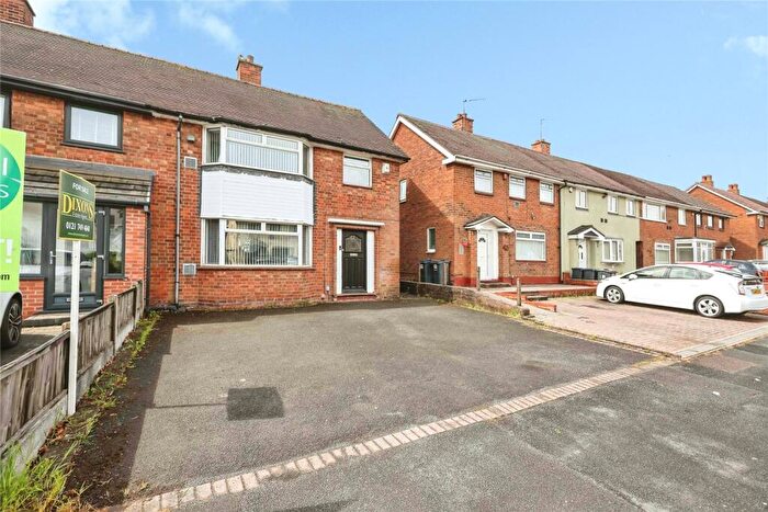 3 Bedroom End Of Terrace House For Sale In Moodyscroft Road, Birmingham, West Midlands, B33