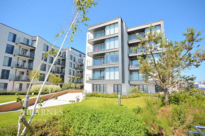 2 Bedroom Apartment For Sale In East Coast, Dorset, Beacon Road, Bournemouth, BH2