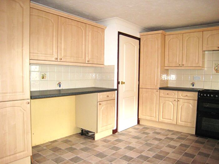 4 Bedroom Detached House For Sale In Sydney Street, Brightlingsea, Colchester, CO7