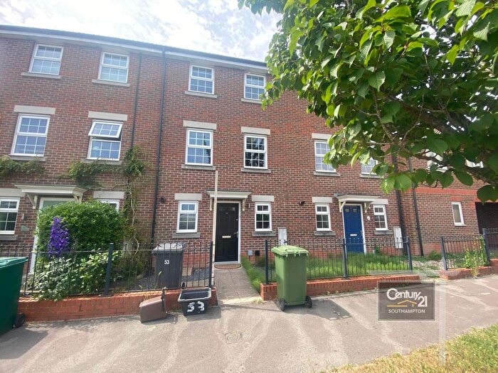 3 Bedroom Town House For Sale In |Ref: |, South Street, Eastleigh, SO50