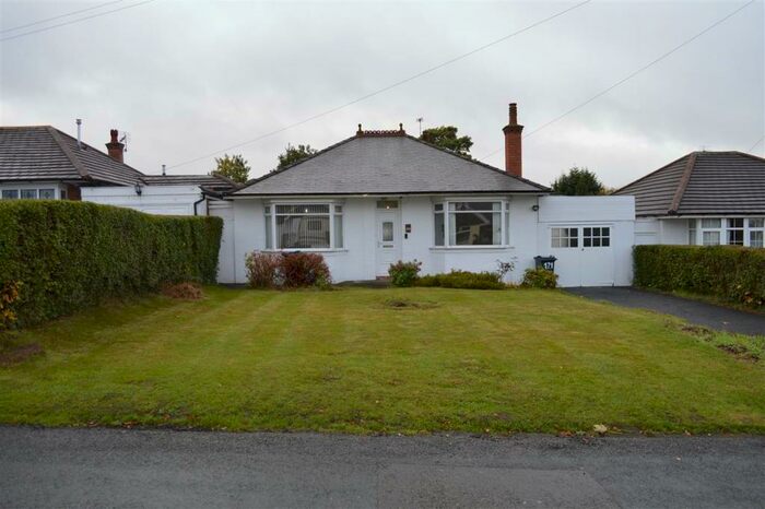 4 Bedroom Bungalow To Rent In Yardley Fields Road, Stechford, Birmingham, B33