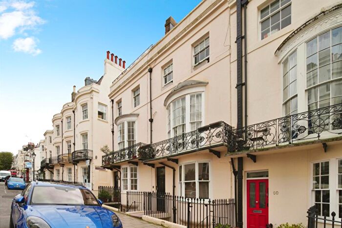 Flat To Rent In Waterloo Street, Hove, BN3