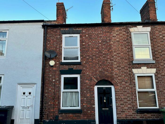 2 Bedroom Terraced House To Rent In Ryle Street, Macclesfield, SK11