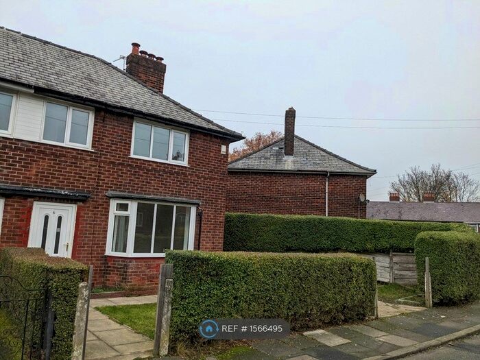 3 Bedroom Semi-Detached House To Rent In Waveney Road, Manchester, M22