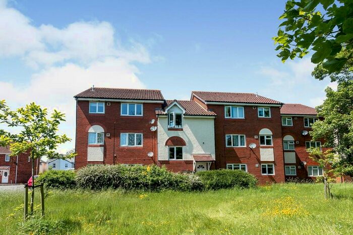 1 Bedroom Flat To Rent In Flaxfield Court, Basingstoke, Hampshire, RG21