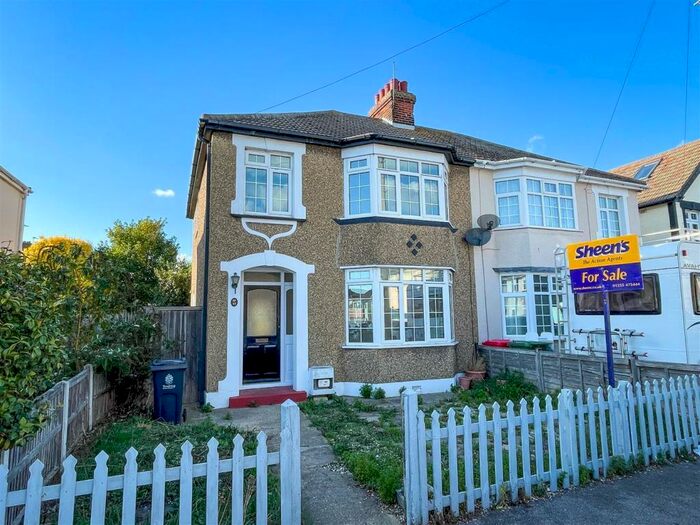 3 Bedroom Semi-Detached House To Rent In Carrs Road, Clacton-On-Sea, CO15