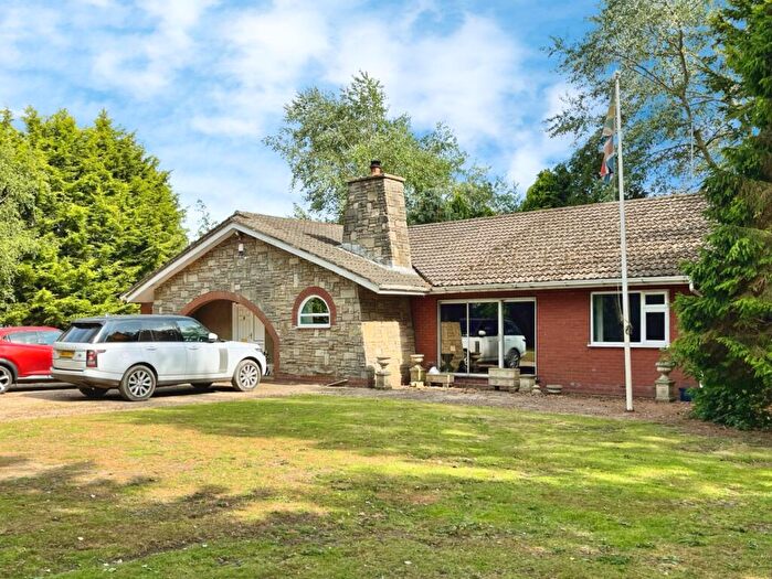 4 Bedroom Detached Bungalow For Sale In New Bungalow, Church Lane, Catwick, Beverley, HU17