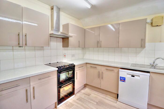 3 Bedroom Apartment To Rent In Duke Street, Princes Risborough, Buckinghamshire, HP27