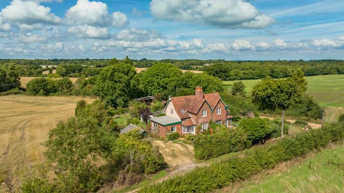 2 Bedroom Semi-Detached House For Sale In Barton Estate, East Cowes, PO32